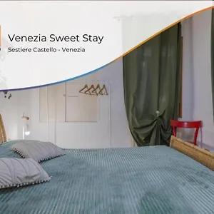 close-to-piazza-san-marco-venezia-artful-retreat.hotelslidodijesolo.com/
